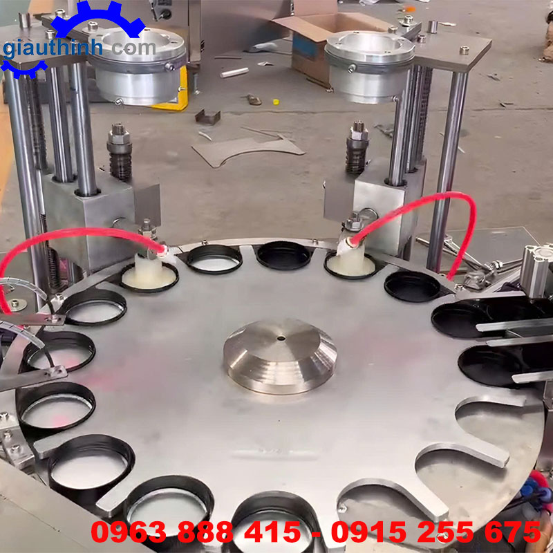 Máy gắn màng seal nhôm vào nắp