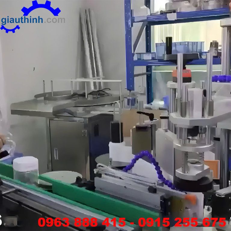 Máy dán nhãn tự động