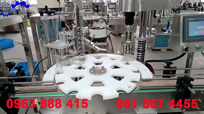 Máy chiết rót vặn nắp chai thuốc thú y